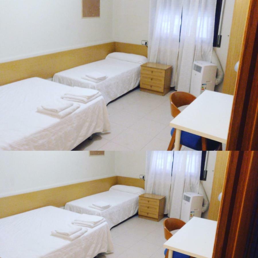 Residencial Oscense Hotel Huesca Buitenkant foto